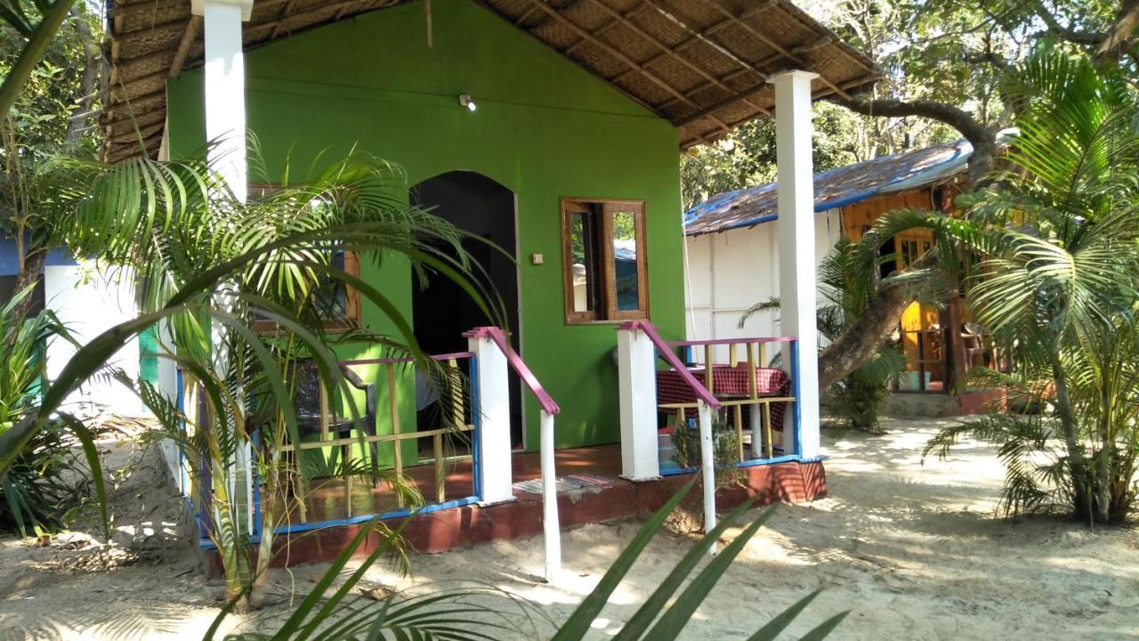 Coconut Grove Bed & Breakfast ::: India ::: Compare Hotel Rates